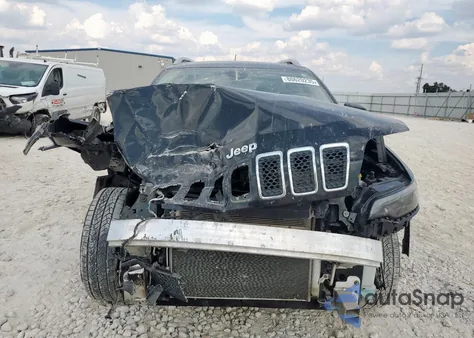 2021 Jeep Cherokee Latitude Lux z USA, uszkodzony, nr VIN 1C4PJMMX6MD153457